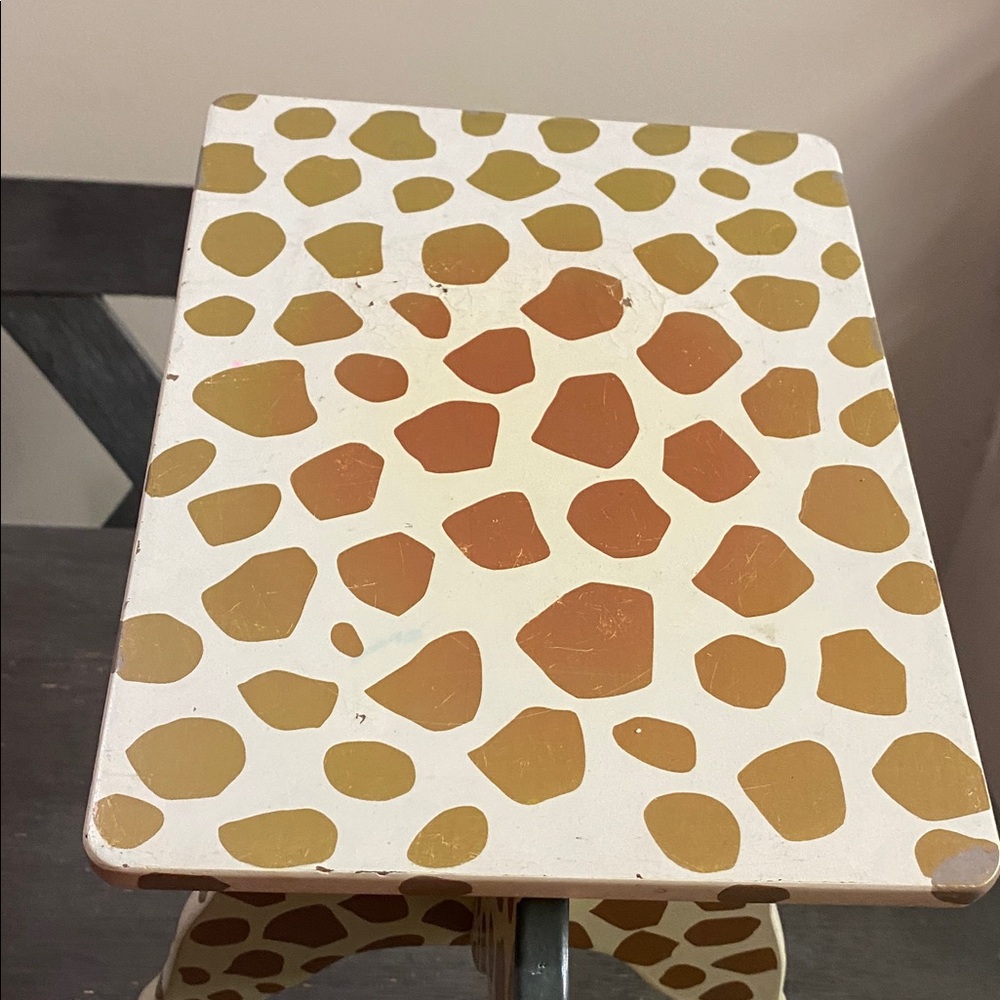 Giraffe Shaped Wooden Stool - Picture 5 of 9